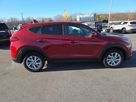 Photos of 2021 Hyundai Tucson SE AWD for sale in Hamburg, PA at Outten Kia