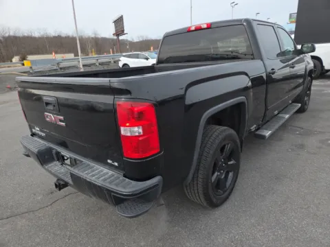 Another view of 2018 GMC Sierra 1500 SLE for sale in Hamburg, PA at Outten Kia