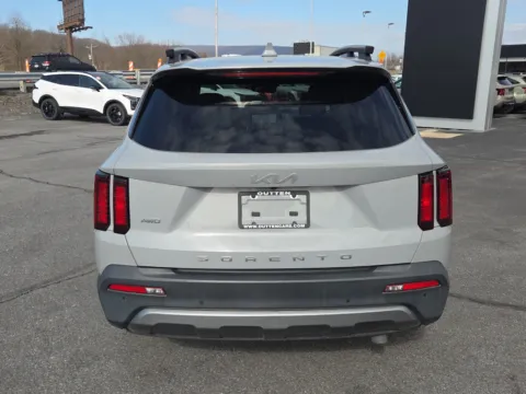 More photos of 2022 Kia Sorento X-Line EX AWD at Outten Kia, PA