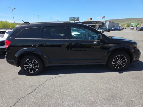 Photos of 2017 Dodge Journey SE for sale in Hamburg, PA at Outten Kia