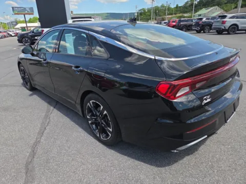 More photos of 2022 Kia K5 GT-Line AWD at Outten Kia, PA