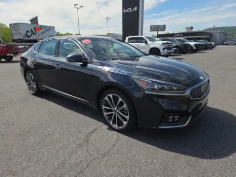 Blue 2019 Kia Cadenza Technology for sale in Hamburg, PA
