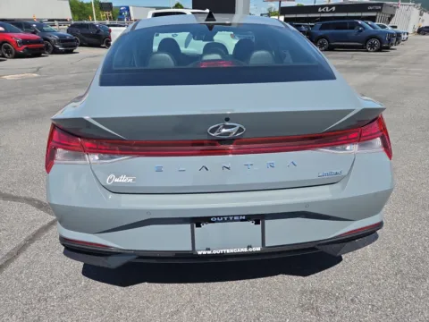 More photos of 2023 Hyundai Elantra Limited at Outten Kia, PA