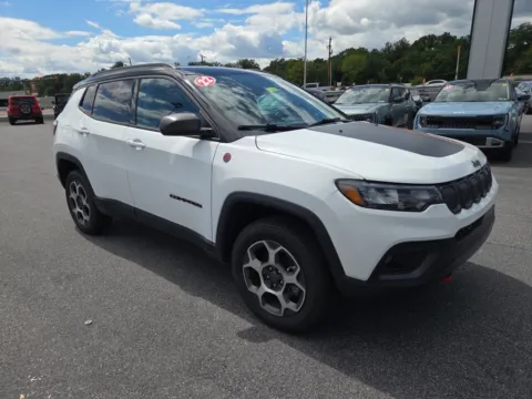 White 2022 Jeep Compass Trailhawk for sale in Hamburg, PA