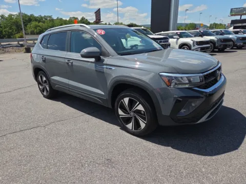 Gray 2023 Volkswagen Taos SE for sale in Hamburg, PA