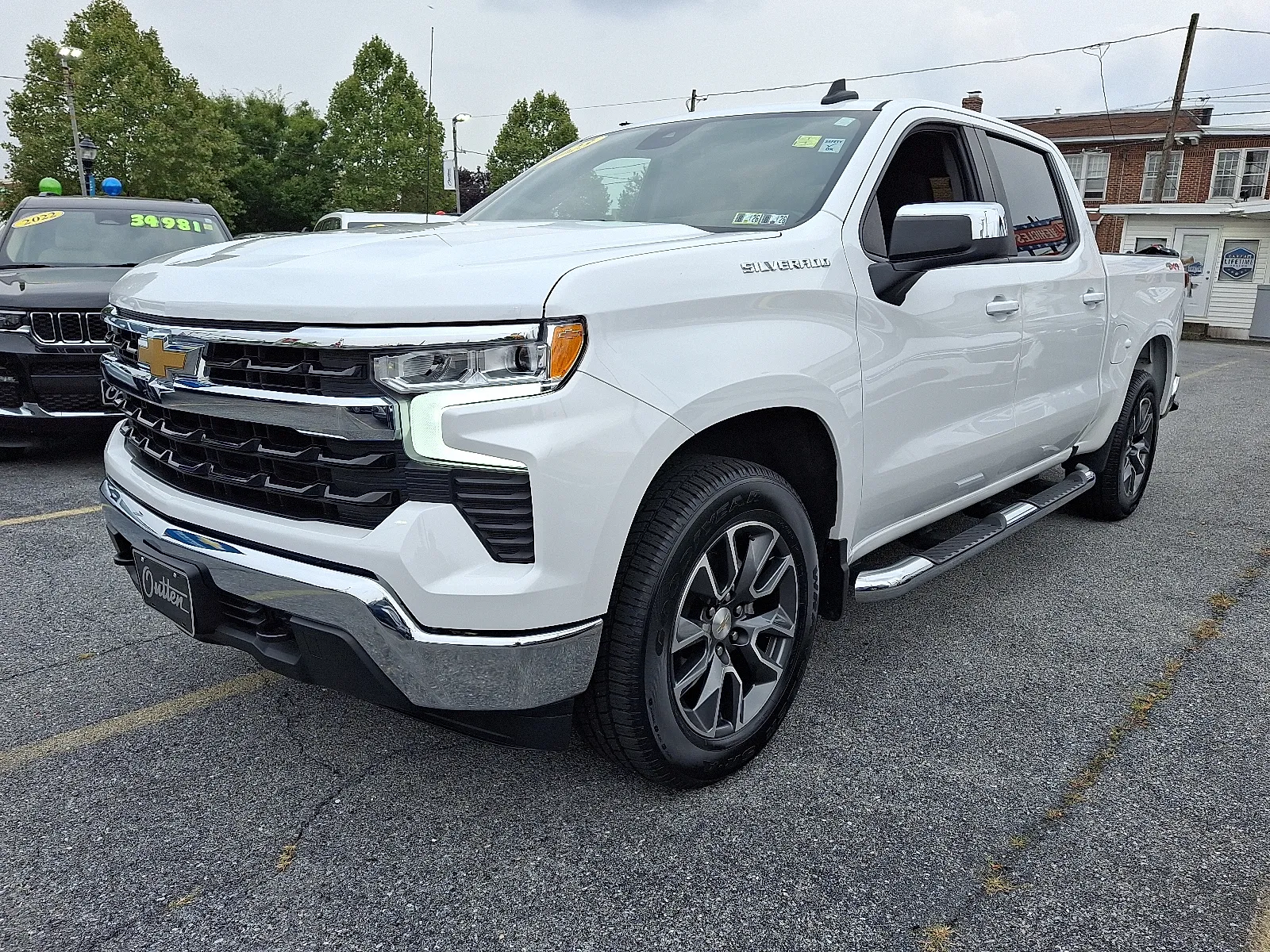 White 2023 Chevrolet Silverado 1500 4WD Crew Cab Short Bed LT with 2FL for sale in Allentown, PA