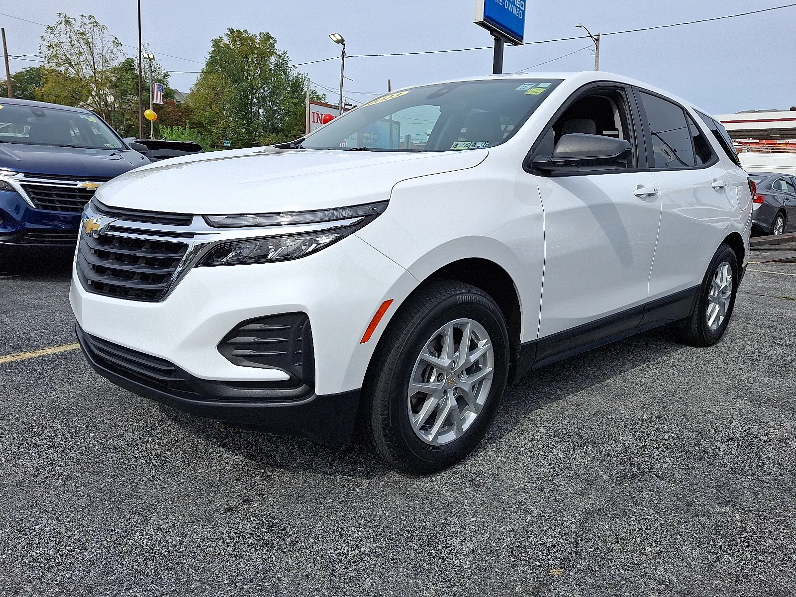 White 2023 Chevrolet Equinox AWD LS for sale in Allentown, PA