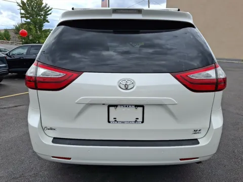 More photos of 2018 Toyota Sienna XLE 7 Passenger at Outten Chevrolet Allentown, PA