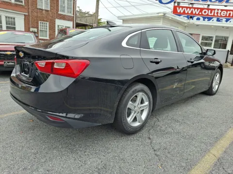 More photos of 2021 Chevrolet Malibu FWD LS at Outten Chevrolet Allentown, PA
