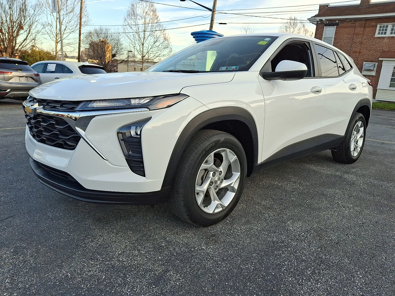 White 2024 Chevrolet Trax FWD SP for sale in Allentown, PA