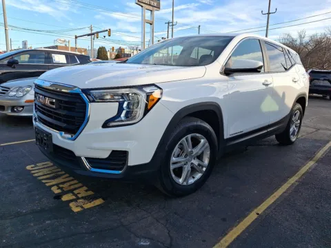 White 2023 GMC Terrain AWD SLE for sale in Allentown, PA