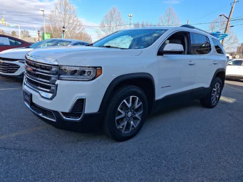 White 2023 GMC Acadia AWD SLE for sale in Allentown, PA