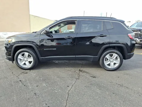 Photos of 2022 Jeep Compass Latitude 4x4 for sale in Allentown, PA at Outten Chevrolet Allentown