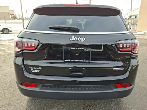 More photos of 2022 Jeep Compass Latitude 4x4 at Outten Chevrolet Allentown, PA