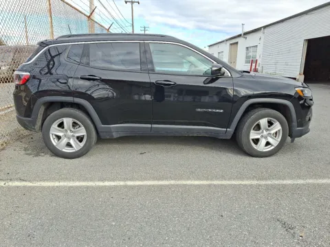 Another view of 2022 Jeep Compass Latitude 4x4 for sale in Allentown, PA at Outten Chevrolet Allentown
