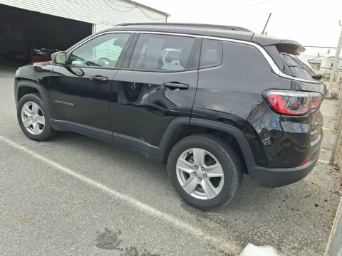 Photos of 2022 Jeep Compass Latitude 4x4 for sale in Allentown, PA at Outten Chevrolet Allentown