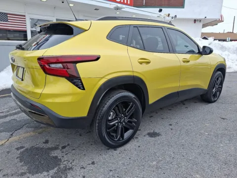 More photos of 2024 Chevrolet Trax FWD ACTIV at Outten Chevrolet Allentown, PA