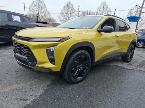 Yellow 2024 Chevrolet Trax FWD ACTIV for sale in Allentown, PA