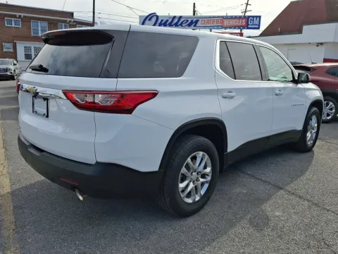 More photos of 2021 Chevrolet Traverse FWD LS at Outten Chevrolet Allentown, PA