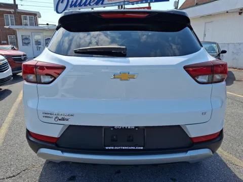 More photos of 2023 Chevrolet Trailblazer AWD LT at Outten Chevrolet Allentown, PA
