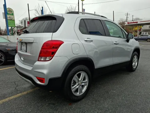 More photos of 2022 Chevrolet Trax AWD LT at Outten Chevrolet Allentown, PA