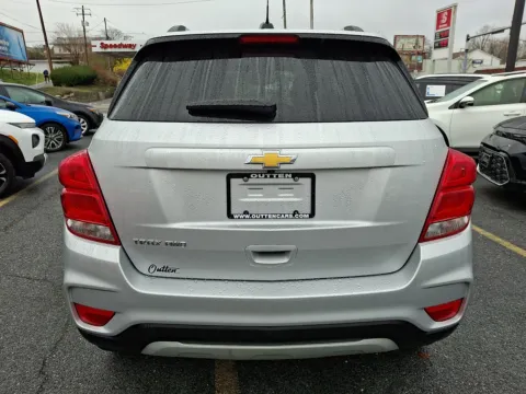 More photos of 2022 Chevrolet Trax AWD LT at Outten Chevrolet Allentown, PA