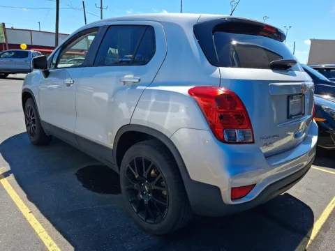 More photos of 2020 Chevrolet Trax AWD LS at Outten Chevrolet Allentown, PA