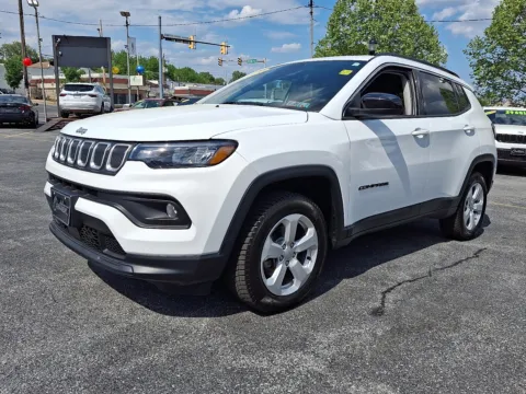 White 2022 Jeep Compass Latitude 4x4 for sale in Allentown, PA