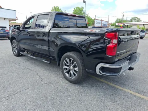 Another view of 2023 Chevrolet Silverado 1500 4WD Crew Cab Standard Bed LT for sale in Allentown, PA at Outten Chevrolet Allentown