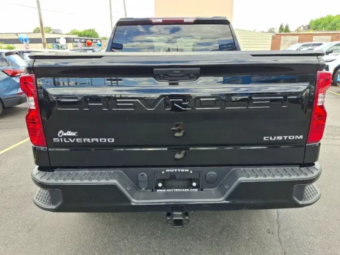 More photos of 2023 Chevrolet Silverado 1500 4WD Crew Cab Short Bed Custom at Outten Chevrolet Allentown, PA