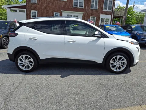 More photos of 2023 Chevrolet Bolt EUV FWD LT at Outten Chevrolet Allentown, PA