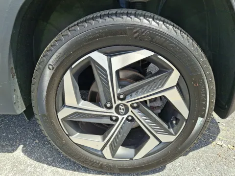More photos of 2023 Hyundai Tucson SEL at Outten Chevrolet Allentown, PA