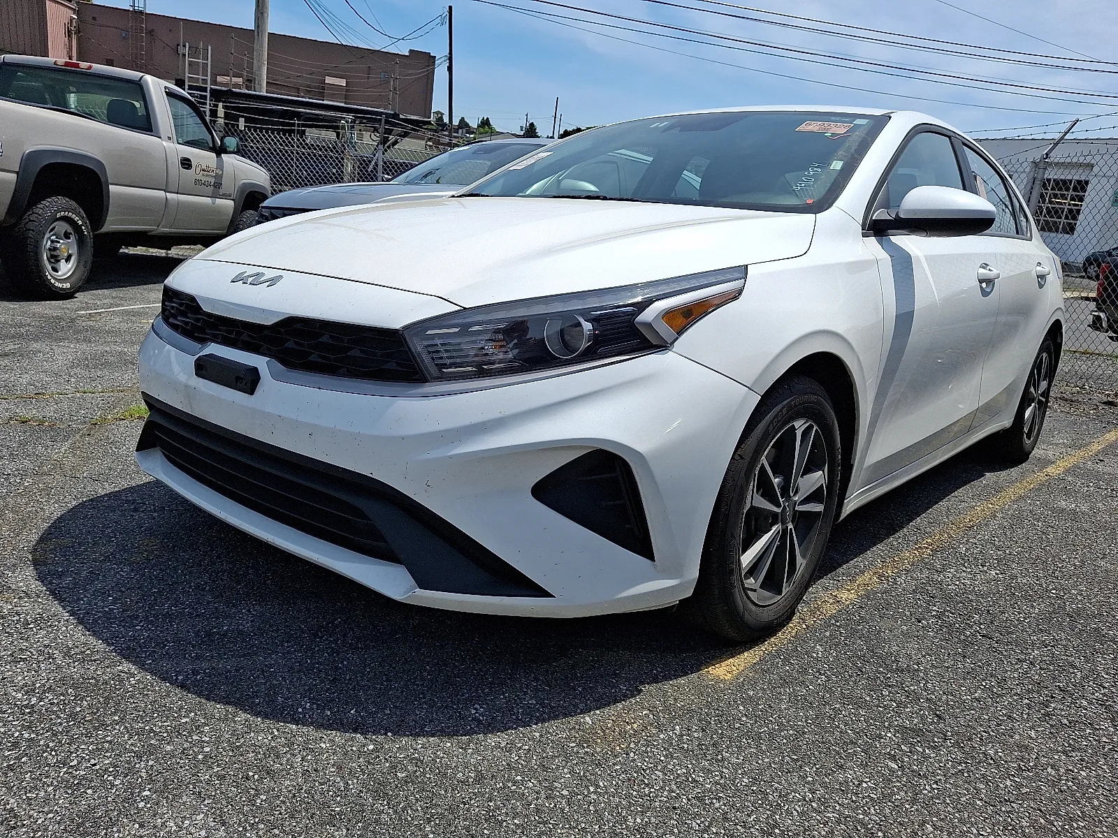 White 2024 Kia Forte LXS for sale in Allentown, PA