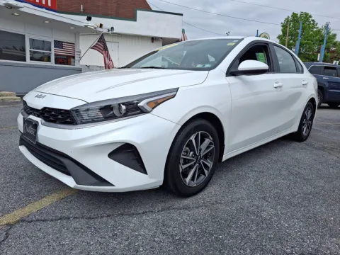 White 2024 Kia Forte LXS for sale in Allentown, PA