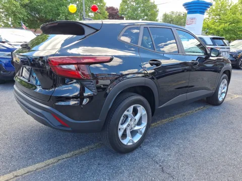 More photos of 2025 Chevrolet Trax FWD LS at Outten Chevrolet Allentown, PA