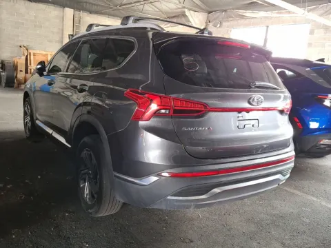 More photos of 2023 Hyundai Santa Fe SEL at Outten Chevrolet Allentown, PA