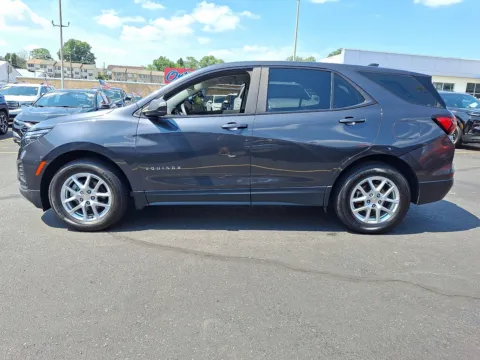 Photos of 2022 Chevrolet Equinox AWD LS for sale in Allentown, PA at Outten Chevrolet Allentown