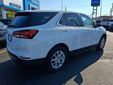 More photos of 2022 Chevrolet Equinox FWD LT at Outten Chevrolet Allentown, PA