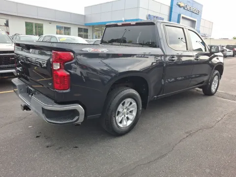 More photos of 2022 Chevrolet Silverado 1500 4WD Crew Cab Standard Bed LT at Outten Chevrolet Allentown, PA
