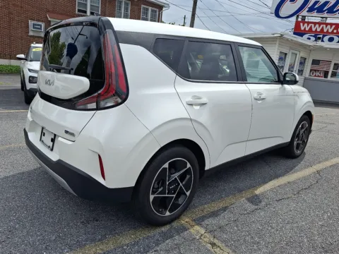 More photos of 2024 Kia Soul EX at Outten Chevrolet Allentown, PA