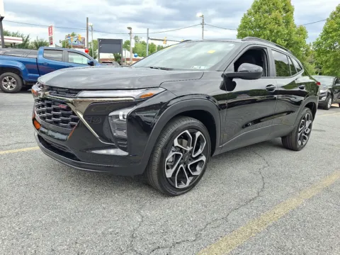 Black 2026 Chevrolet Trax FWD 2RS for sale in Allentown, PA