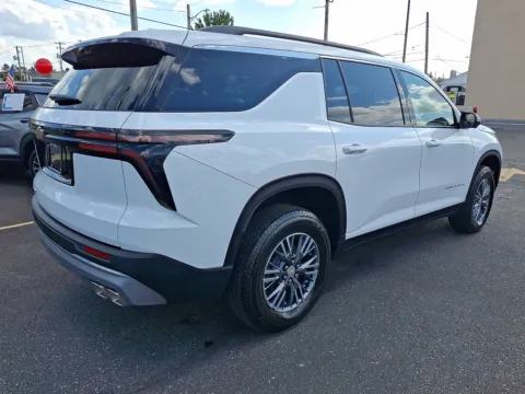 More photos of 2026 Chevrolet Traverse AWD LT at Outten Chevrolet Allentown, PA