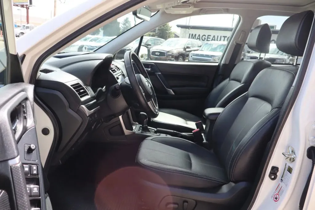 2018 Subaru Forester Touring - Photo 10