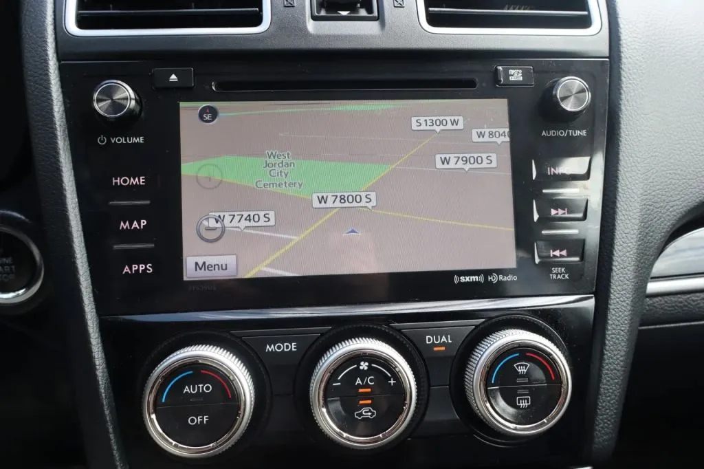 2018 Subaru Forester Touring - Photo 24