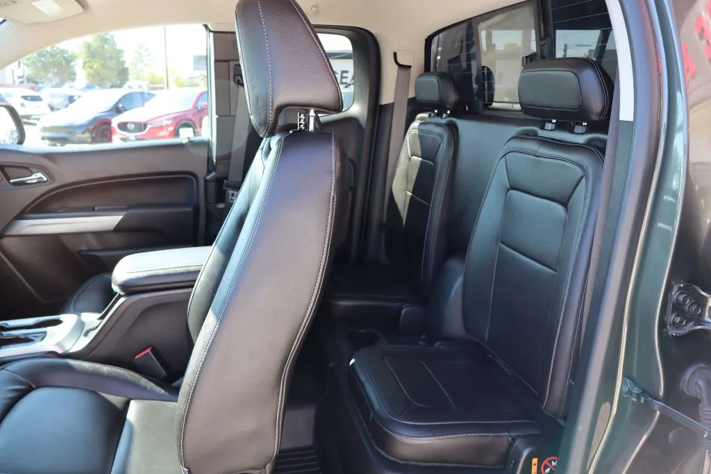 2018 Chevrolet Colorado ZR2 - Photo 11