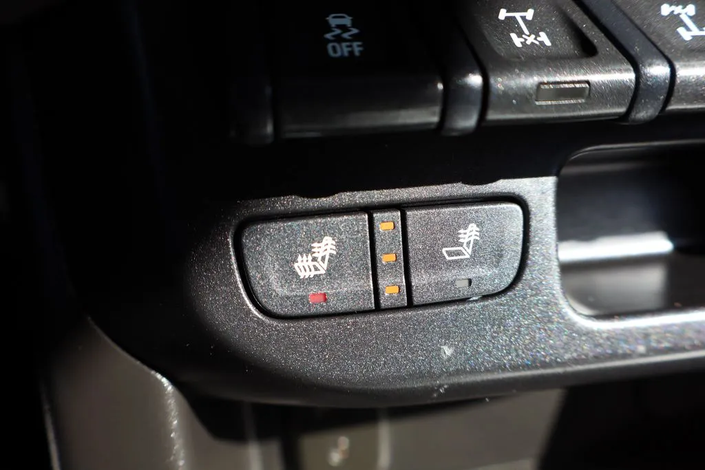 2018 Chevrolet Colorado ZR2 - Photo 20