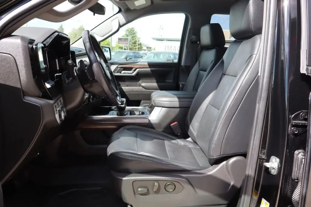 2023 Chevrolet Silverado 1500 RST - Photo 10