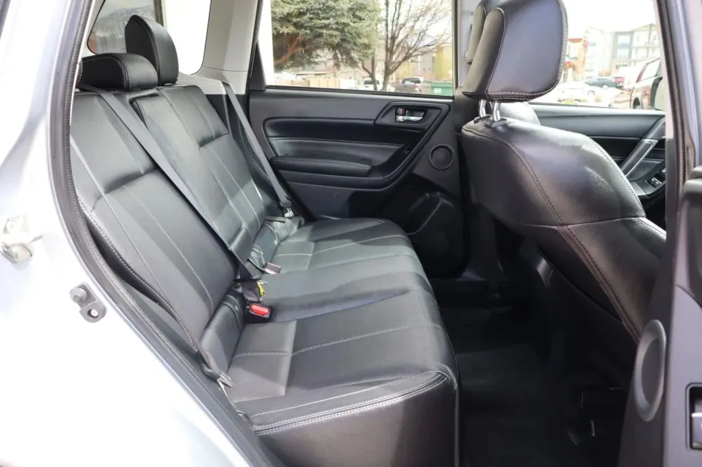 2018 Subaru Forester Touring - Photo 14