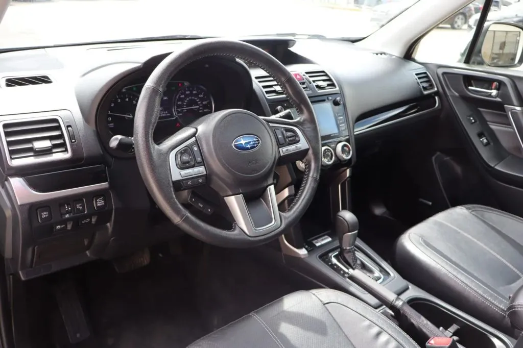 2018 Subaru Forester Touring - Photo 16