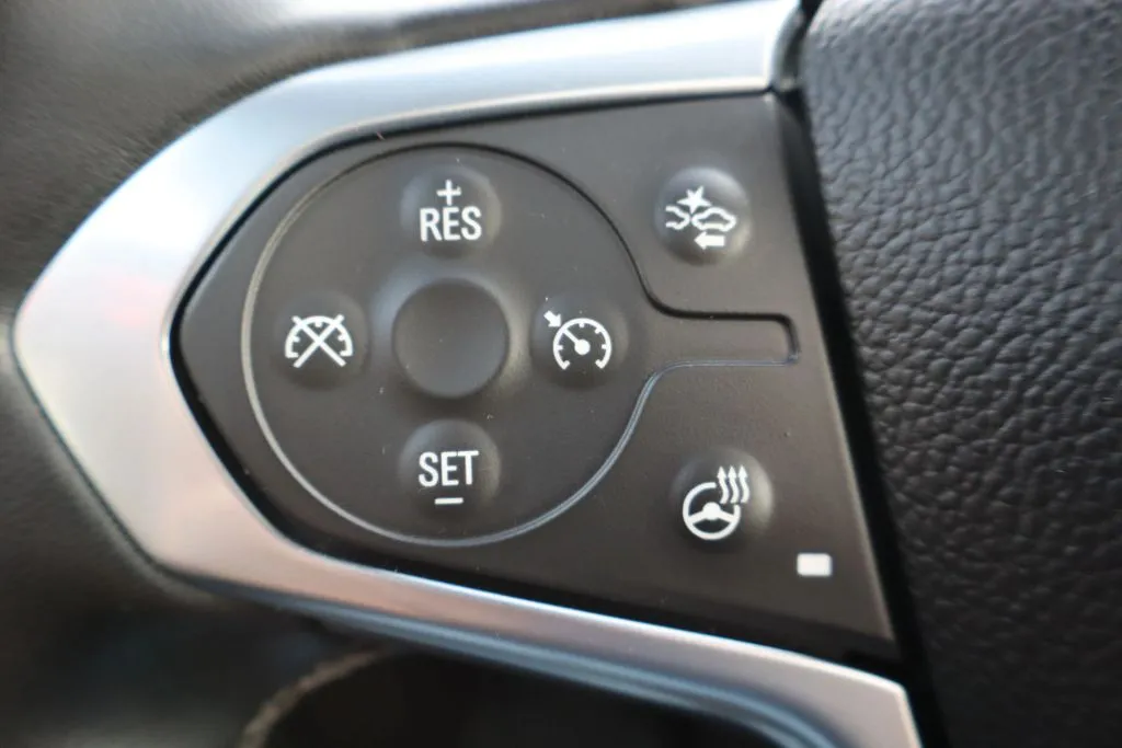 2023 Chevrolet Traverse Premier - Photo 23